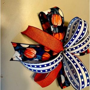 Fall lantern bow